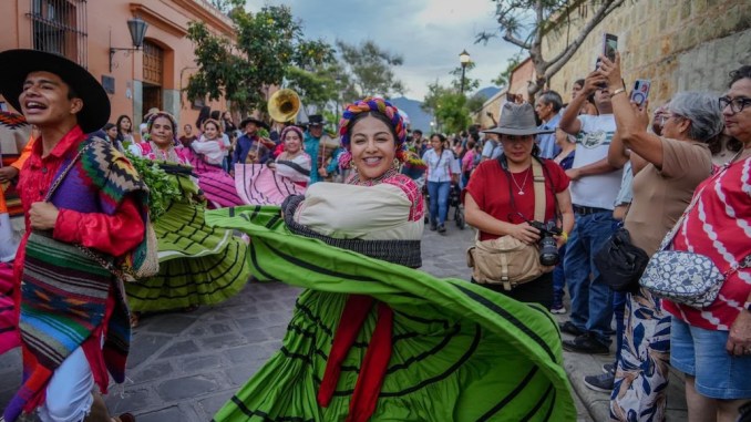 Oaxaca recibe a más de 33 mil personas en los tres Convites de la Guelaguetza 2026