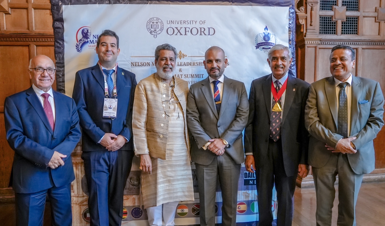 Reconocen en la Universidad de Oxford a Antonio Juárez Navarro con el Nelson Mandela Leadership Award ante líderes internacionales